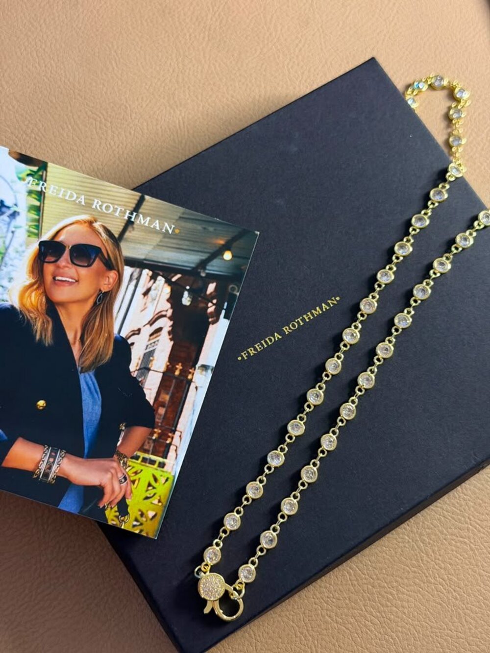 FREIDA ROTHMAN VAULT - Gold Lumi Bezel Chain with Clear Stones